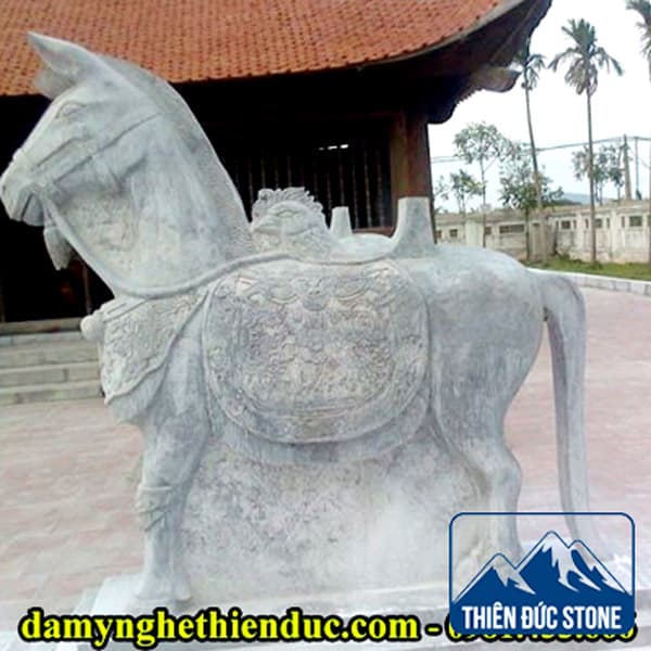 Tượng ngựa đá phong thủy | Thiên Đức Stone