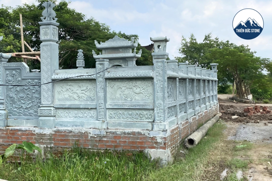 Lan Can Đá Cho Lăng Mộ Và Những Điều Cần Biết 3 Lan Can Đá Cho Lăng Mộ Và Những Điều Cần Biết