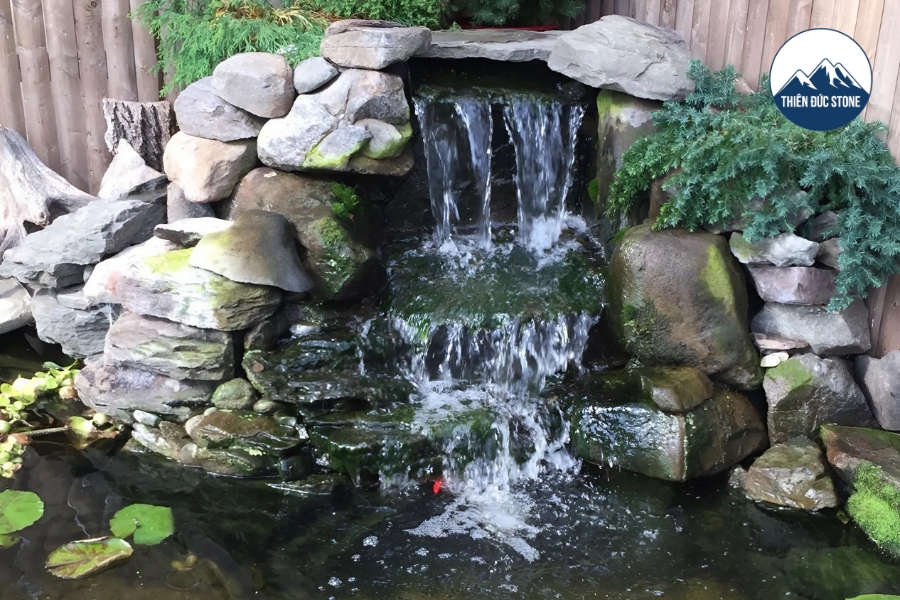 Nguyên Tắc Thiết Kế Hòn Non Bộ Mini Nuôi Cá Ngoài Trời Đẹp